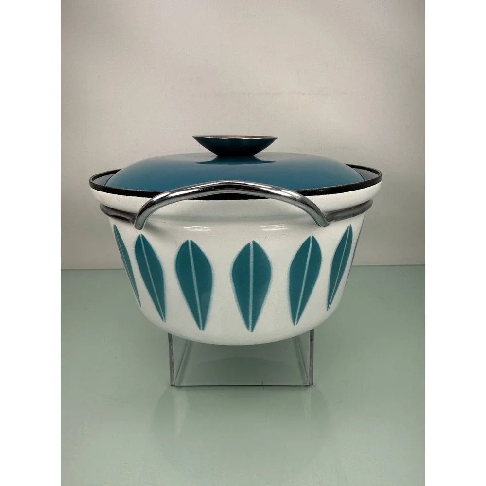Vintage Cathrineholm Lotus Enamel Dutch Oven 7.5